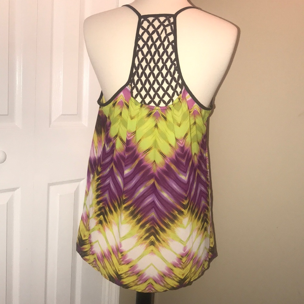 🎉SALE🎉 Ana women’s tank - Picture 2 of 3